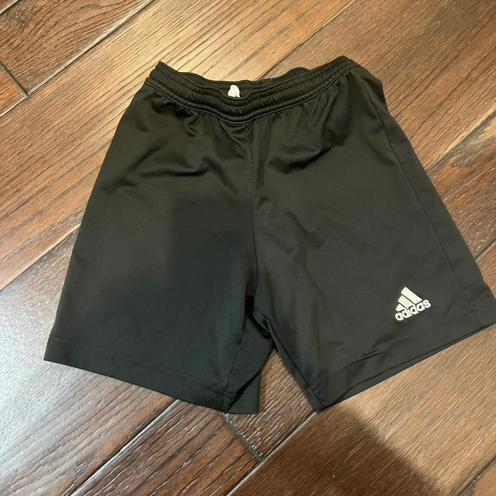Adidas boys Black Shorts (aeroready) - Picture 1 of 3